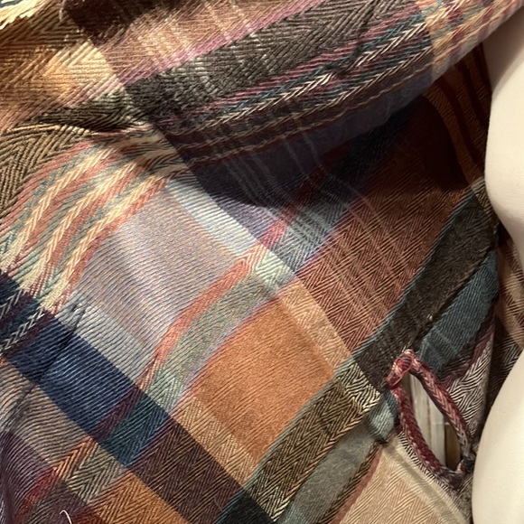 New Three Bird nest Plaid Multicolored Pocket Ruana - Picture 11 of 14